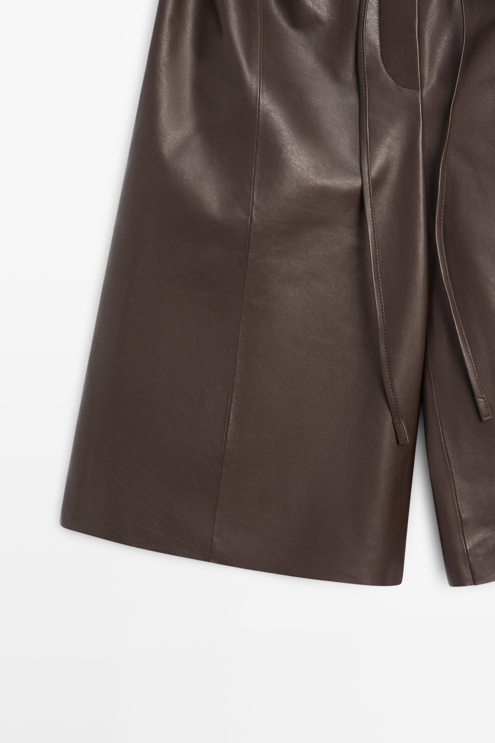 Bermuda long en cuir nappa